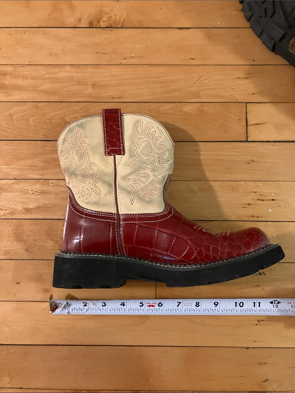 Ariat Fat Baby Cowgirl Boots in Red and Ivory Patent Leather Size 9B - Picture 11 of 12